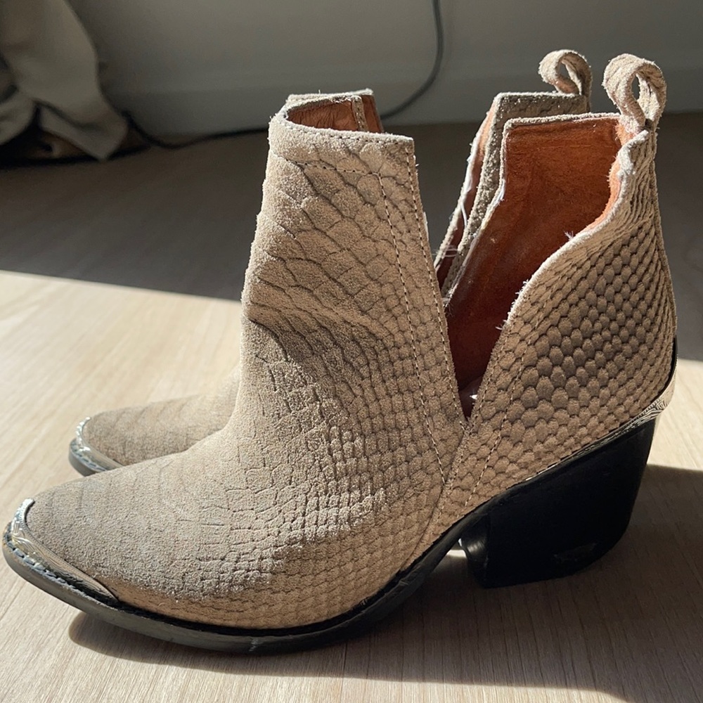 Jeffrey Campbell Cromwell Boots